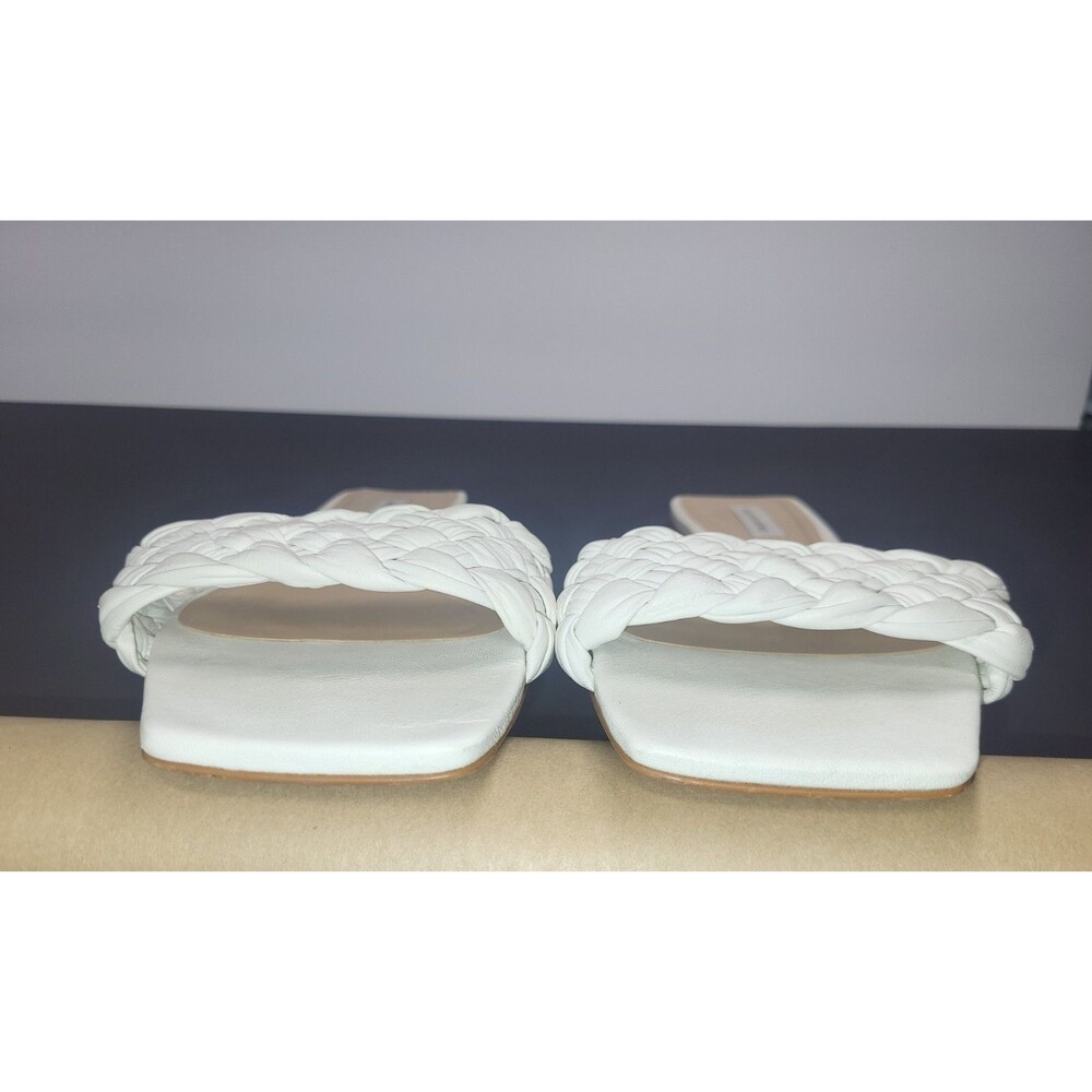 Saks Fifth Avenue White Woven Leather Mules/Sandals. Size 8 - Picture 6 of 13